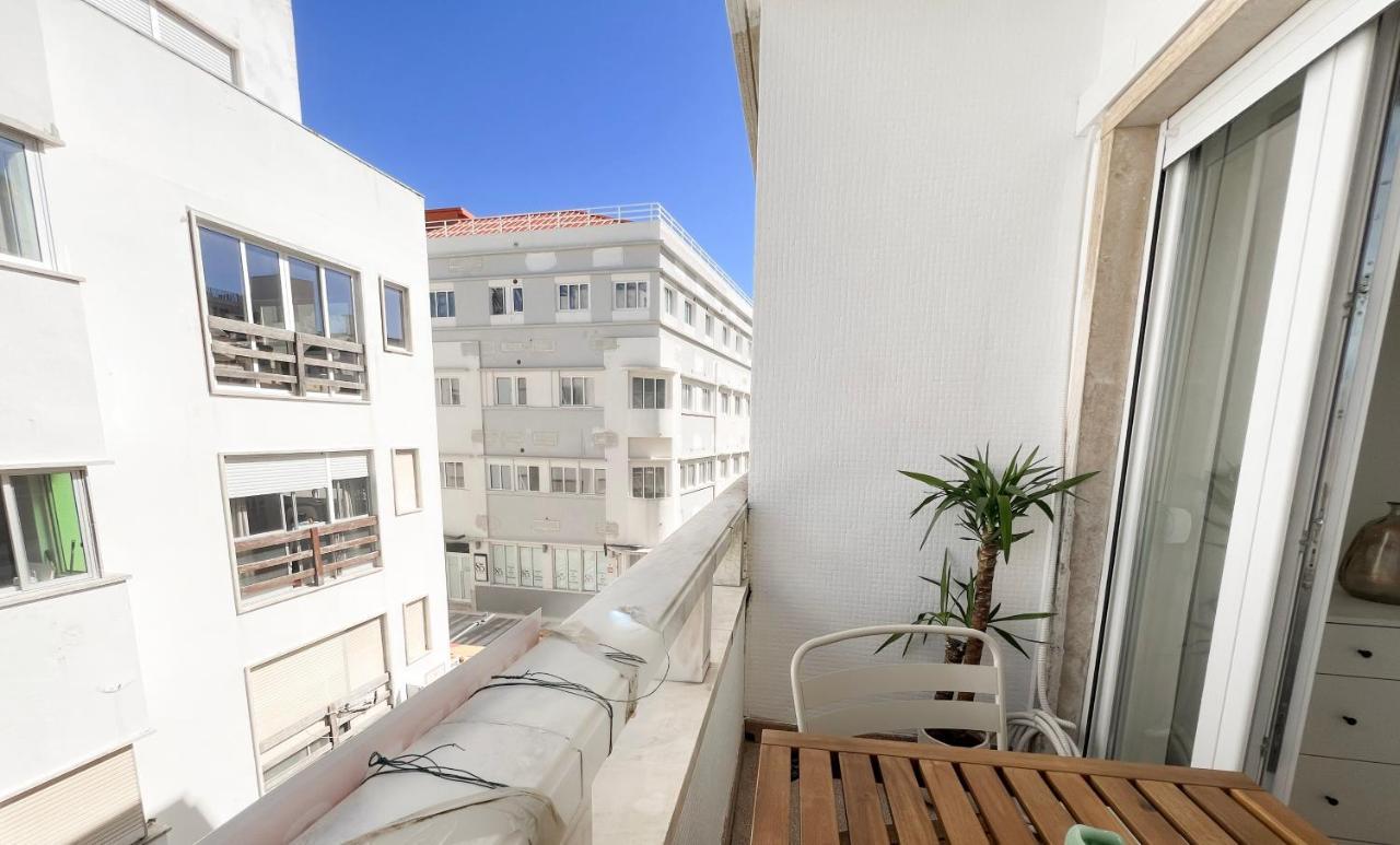 Capitao Ribeiro Surf House Apartment Costa da Caparica Exterior photo