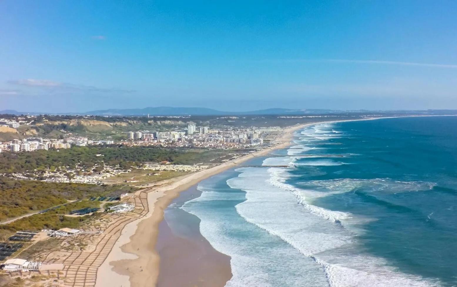 Capitao Ribeiro Surf House Apartment Costa da Caparica Exterior photo